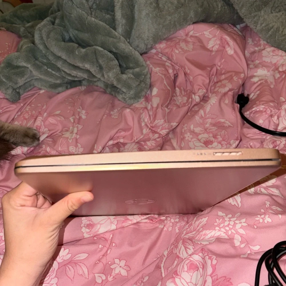 HP 14-15 Rose Gold Laptop